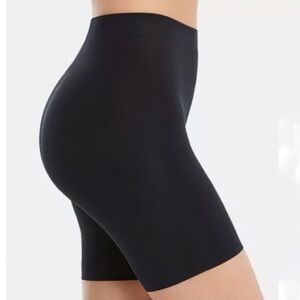 SPANX Suit your fancy booty booster! NWT